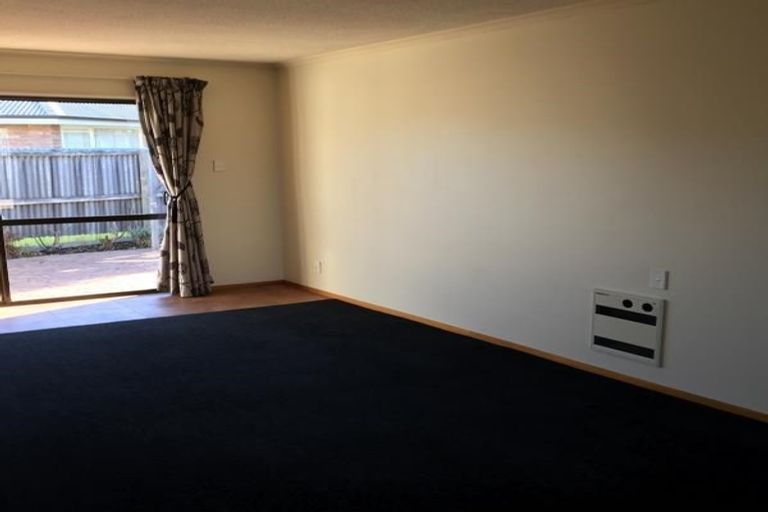 Photo of property in 3/12 Lyndon Street, Riccarton, Christchurch, 8011