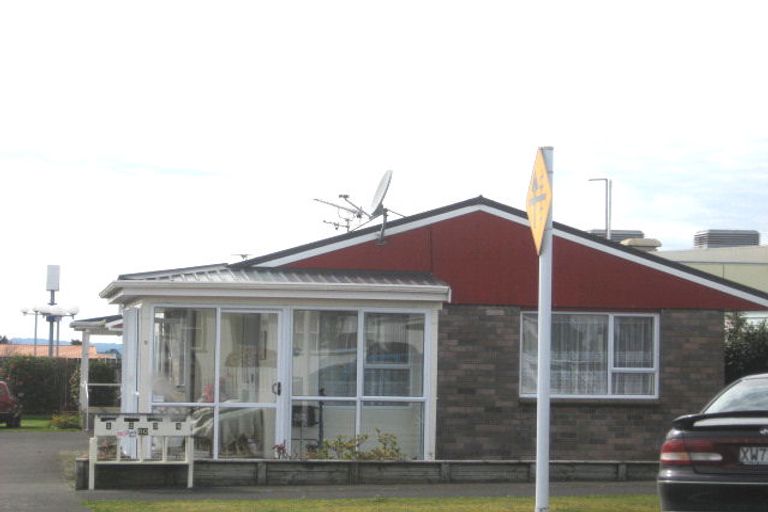 Photo of property in 1/50 Juliet Street, Stratford, 4332