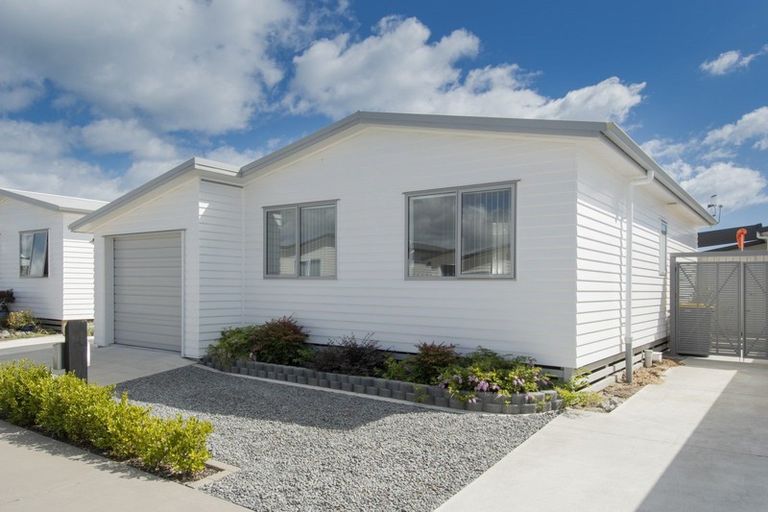 Photo of property in 405/11 Kamahi Crescent, Papamoa Beach, Papamoa, 3118
