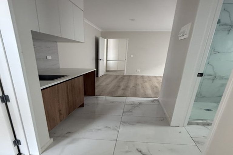 Photo of property in 28 Lime Hill Rise, Flat Bush, Auckland, 2019
