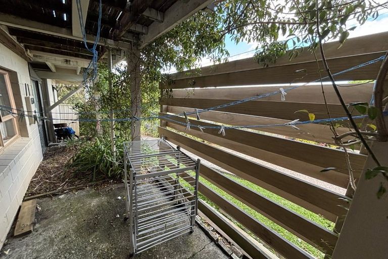 Photo of property in 63 Elliston Crescent, Stanmore Bay, Whangaparaoa, 0932