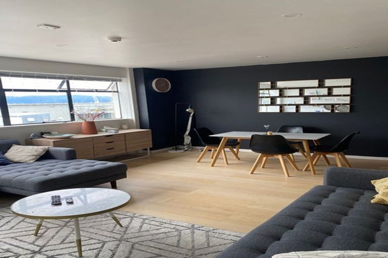 Photo of property in Quantum On Thorndon Quay, 7/163a Thorndon Quay, Pipitea, Wellington, 6011