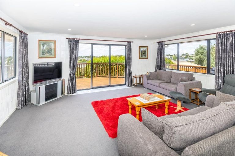 Photo of property in 13 Hadrians Way, Nawton, Hamilton, 3200