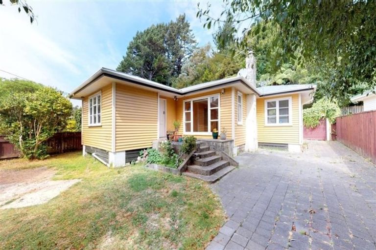 Photo of property in 80 Hine Road, Wainuiomata, Lower Hutt, 5014