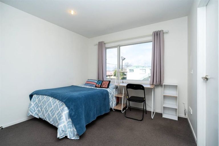 Photo of property in 1u3 June Place, Hamilton East, Hamilton, 3216