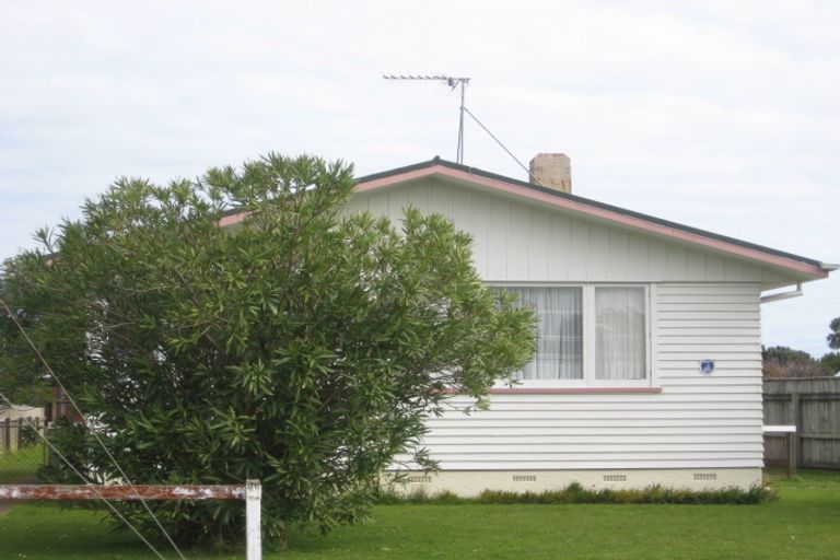 Photo of property in 33 Marama Crescent, Spotswood, New Plymouth, 4310