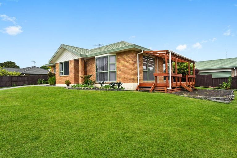 Photo of property in 2 Shannon Place, Nawton, Hamilton, 3200