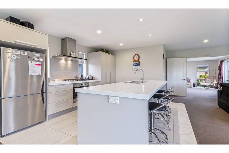 Photo of property in 16 Rapley Street, Kaiapoi, 7630