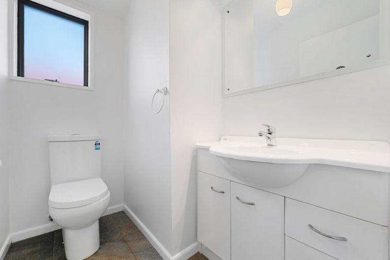 Photo of property in 11 Kedleston Drive, Avonhead, Christchurch, 8042