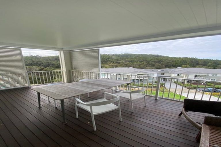 Photo of property in 172 Landmark Terrace, Orewa, 0931