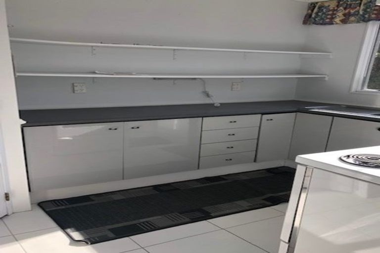 Photo of property in 142b Main Road, Waikanae, 5036