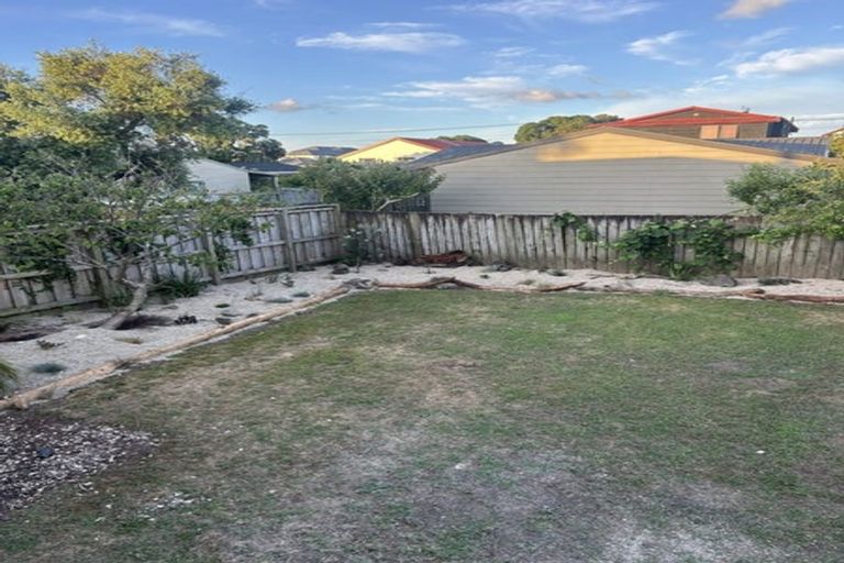 Photo of property in 1297 Papamoa Beach Road, Papamoa Beach, Papamoa, 3118