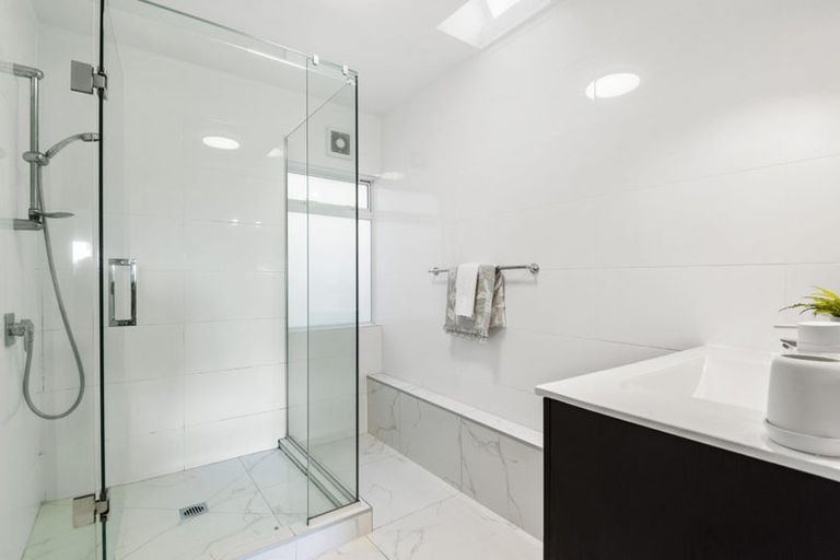 Photo of property in 20a/1 Hauraki Road, Hauraki, Auckland, 0622