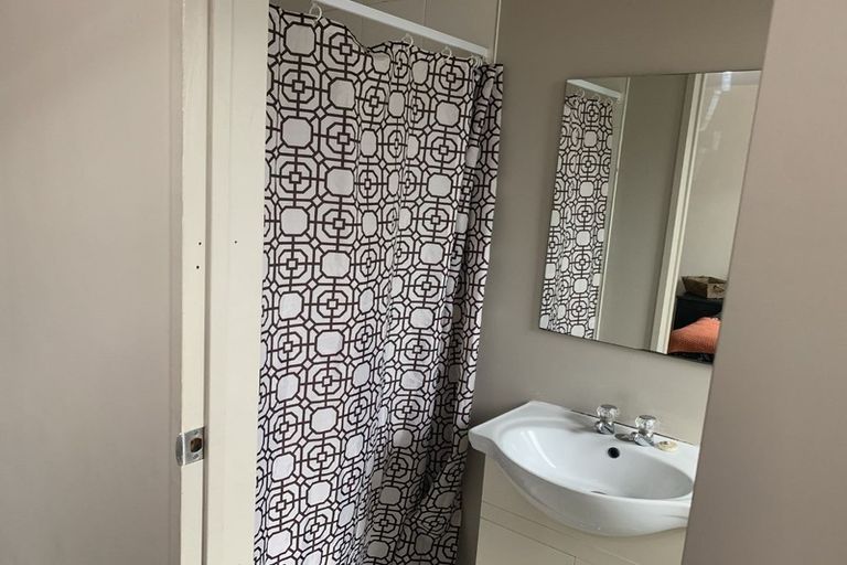 Photo of property in 158a Peverel Street, Riccarton, Christchurch, 8041