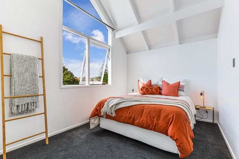 Photo of property in 16a Matuhi Rise, Henderson, Auckland, 0612