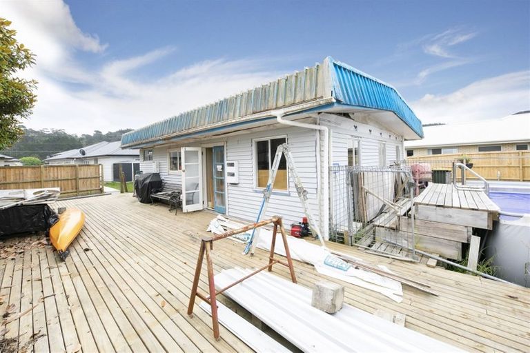 Photo of property in 5 Duchess Way, Riverhead, 0820