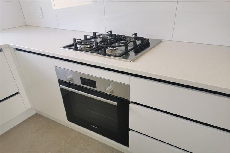 Photo of property in 73 Kaha Road, Papakura, 2110