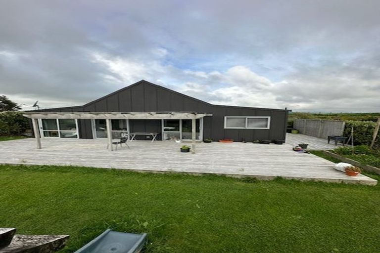 Photo of property in 32 Young Garden Lane, Waimauku, 0881