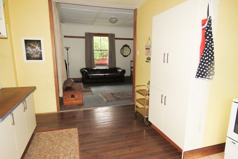 Photo of property in 5 Dunn Street, Reefton, 7830