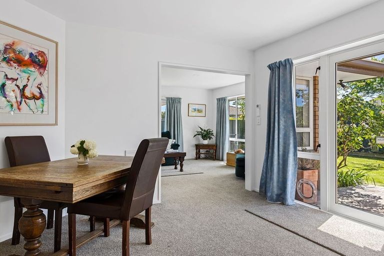 Photo of property in 42 Grimseys Road, Redwood, Christchurch, 8051