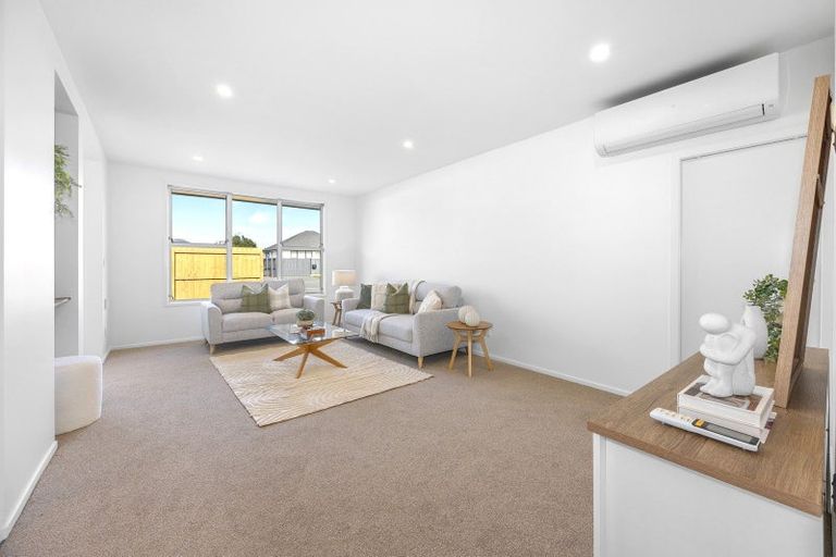 Photo of property in 2/99 Briggs Road, Shirley, Christchurch, 8052