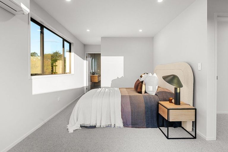 Photo of property in 2/3 Tauhara Drive, Queenwood, Hamilton, 3210