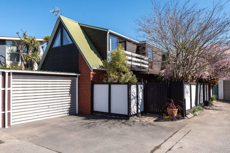 Photo of property in 3/2 Rehua Lane, St Albans, Christchurch, 8014