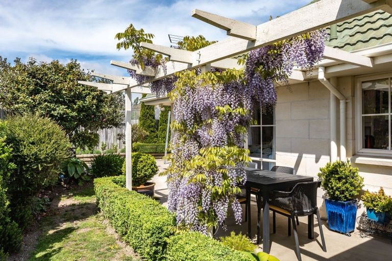 Photo of property in 7 Stable Court Lane, Spreydon, Christchurch, 8024