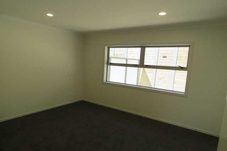 Photo of property in 50u4 Banbury Crescent, Fairfield, Hamilton, 3214