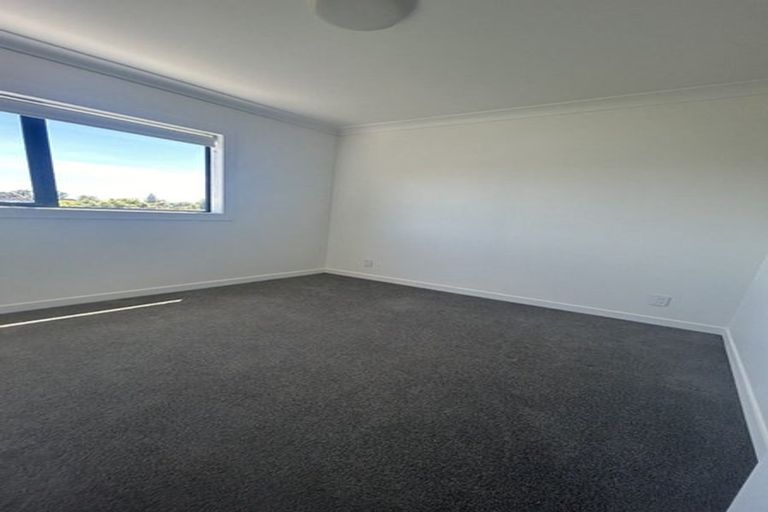Photo of property in 40b Kervil Avenue, Te Atatu Peninsula, Auckland, 0610