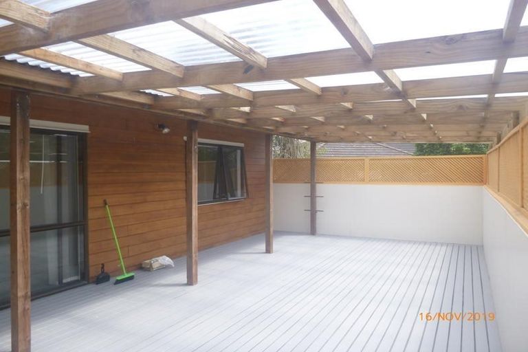 Photo of property in 1/81 Kaurilands Road, Titirangi, Auckland, 0604