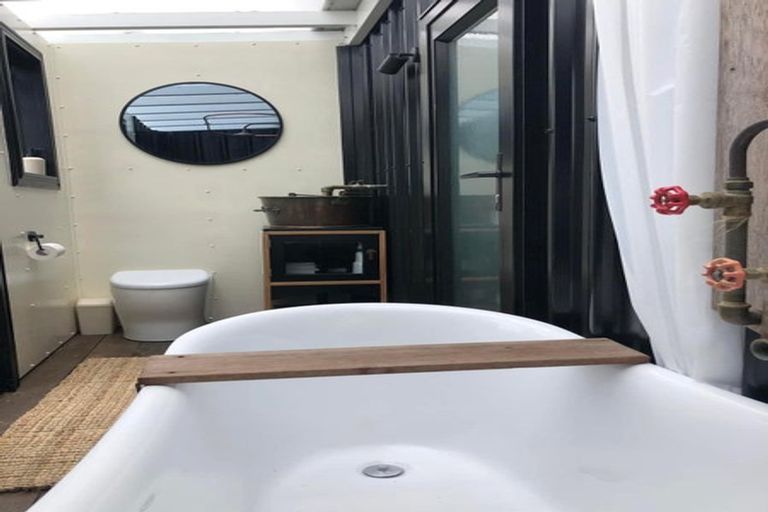 Photo of property in 6 Arahiwi Rise, Pataua South, Onerahi, 0192