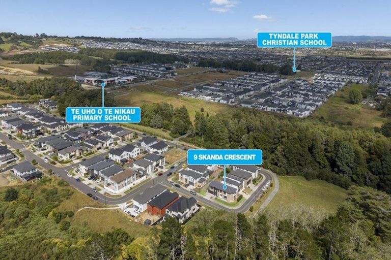 Photo of property in 9 Skanda Crescent, Flat Bush, Auckland, 2019