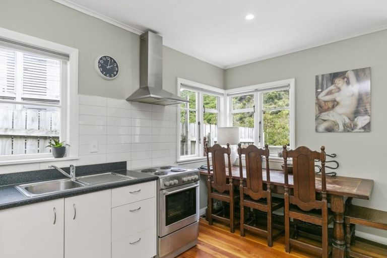 Photo of property in 489 Ohiro Road, Brooklyn, Wellington, 6021