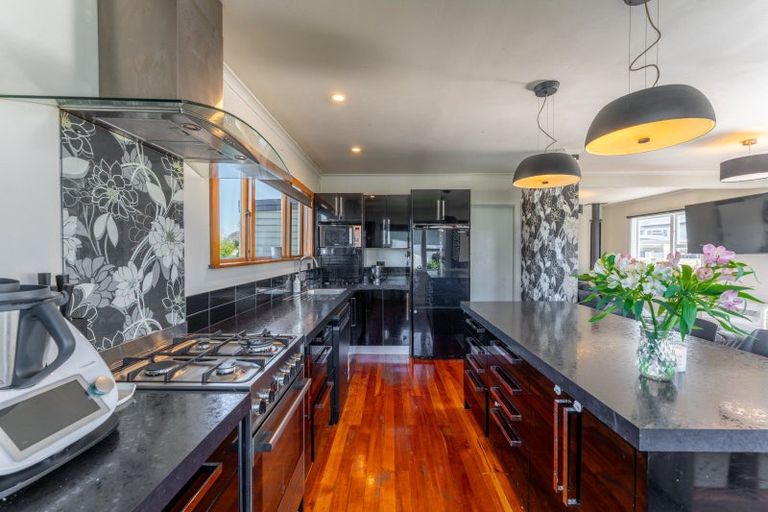 Photo of property in 11 Pringle Street, Waimataitai, Timaru, 7910