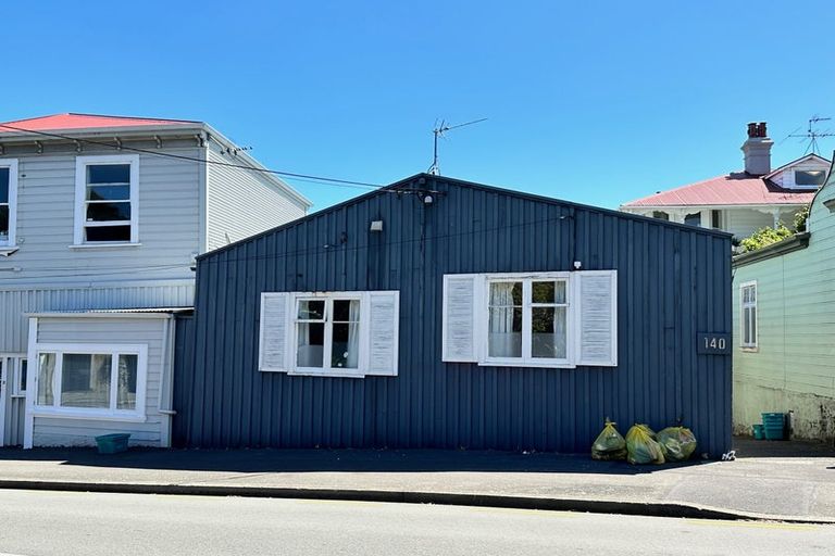 Photo of property in 140 Tasman Street, Mount Cook, Wellington, 6021