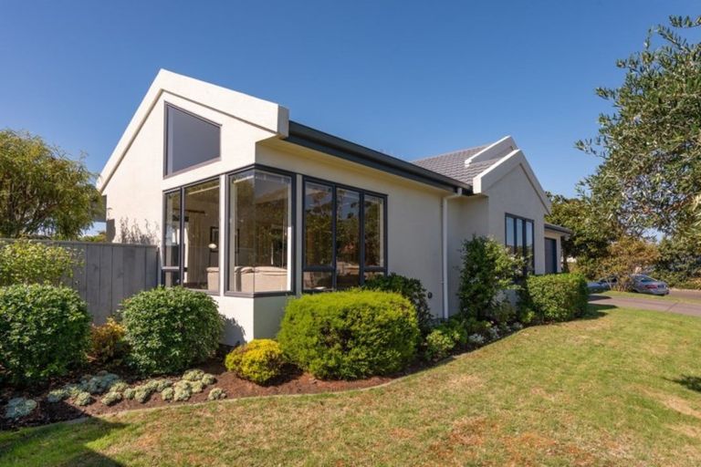 Photo of property in 7 San Vito Place, Paraparaumu Beach, Paraparaumu, 5032