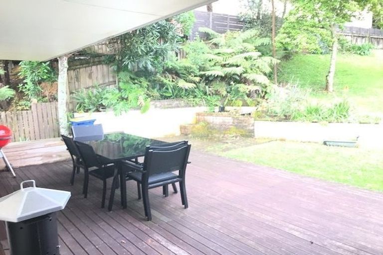 Photo of property in 14 Flavia Close, Torbay, Auckland, 0630