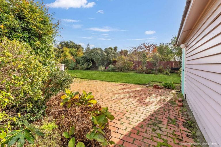 Photo of property in 13 Waimarie Avenue, Paraparaumu, 5032