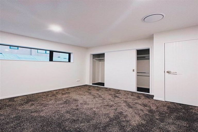 Photo of property in 21f Craigbank Avenue, New Lynn, Auckland, 0600