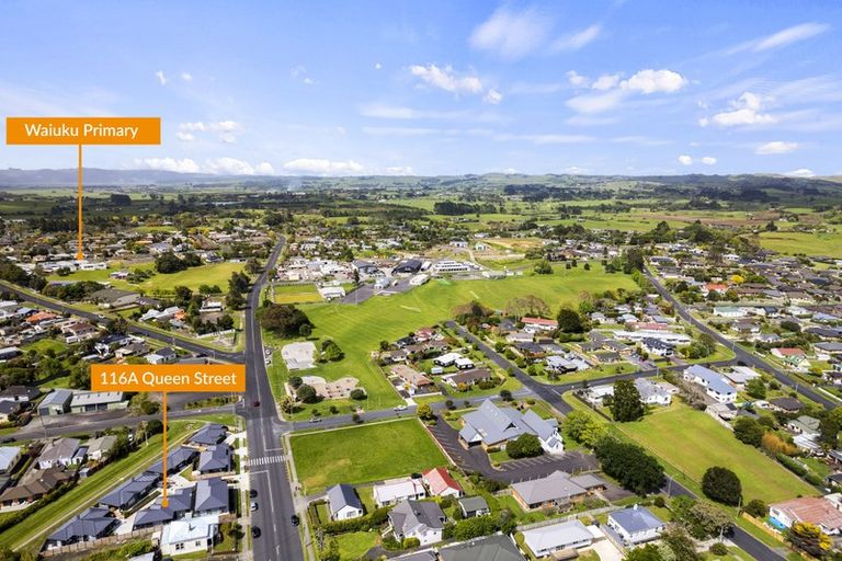Photo of property in 116a Queen Street, Waiuku, 2123
