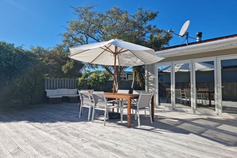 Photo of property in 143 Ruamahanga Crescent, Terrace End, Palmerston North, 4410