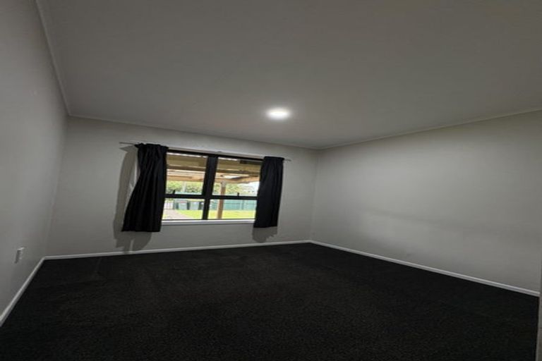 Photo of property in 19 Blake Road, Mangere East, Auckland, 2024
