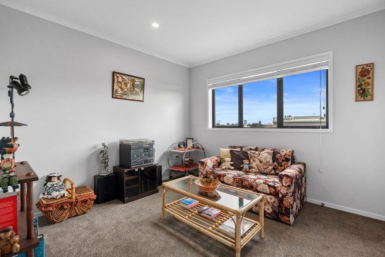 Photo of property in 3 Oceania Sands Way, Papamoa Beach, Papamoa, 3118
