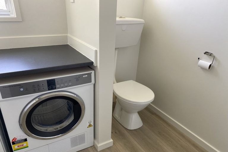 Photo of property in 21b Resthill Crescent, Glenview, Hamilton, 3206