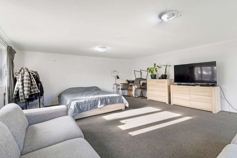 Photo of property in 19 Tongariro Street, Castlecliff, Whanganui, 4501