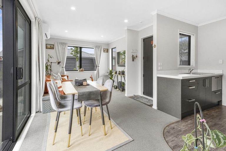 Photo of property in 37u4 North Ridge Drive, Rototuna North, Hamilton, 3210