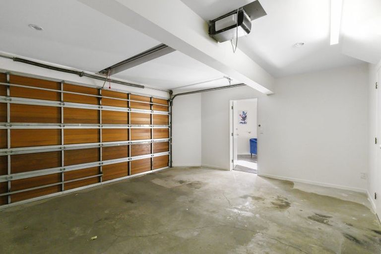 Photo of property in 67u3 Bolton Street, Kelburn, Wellington, 6012