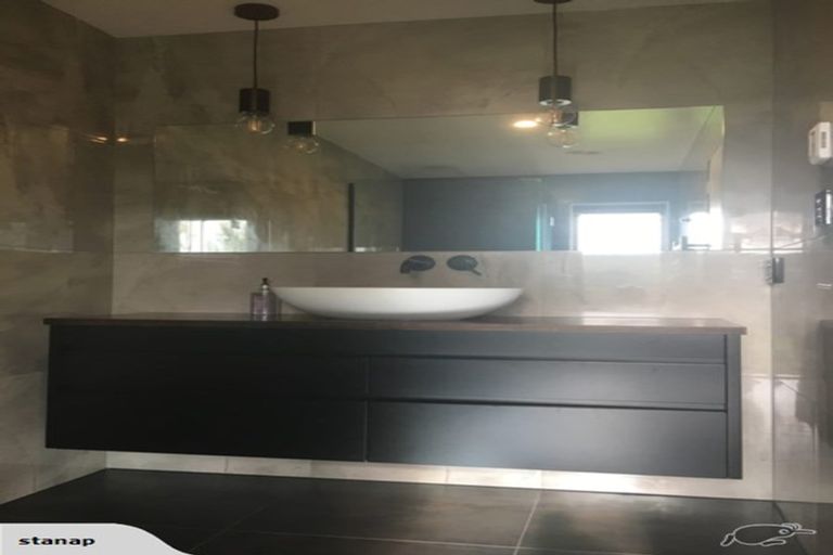 Photo of property in 255 Ararimu Valley Road, Helensville, Waimauku, 0882