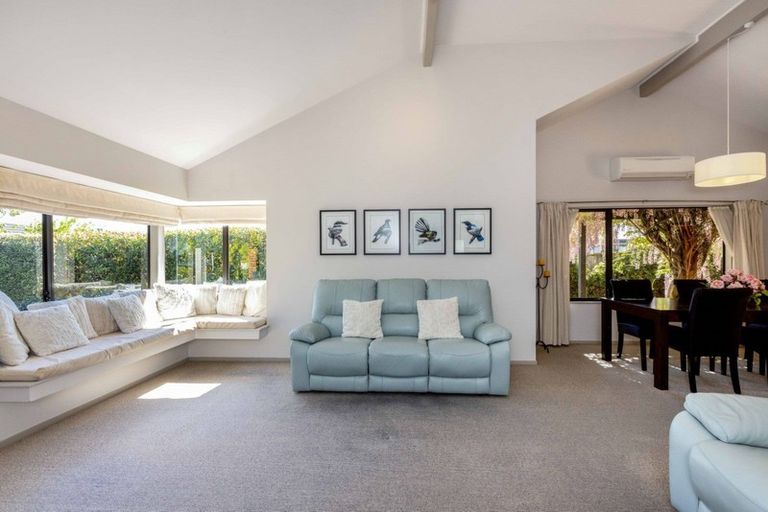 Photo of property in 7 Penlington Place, Havelock North, 4130
